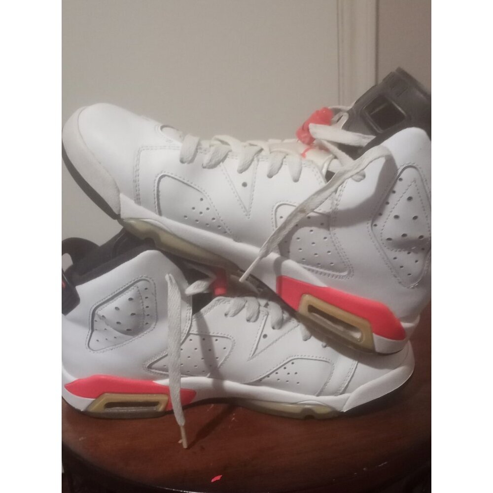 Air Jordan 6 Retro Infrared White 2014 GS Size 6.5Y 384665-123 Women Size 8 - Picture 11 of 12